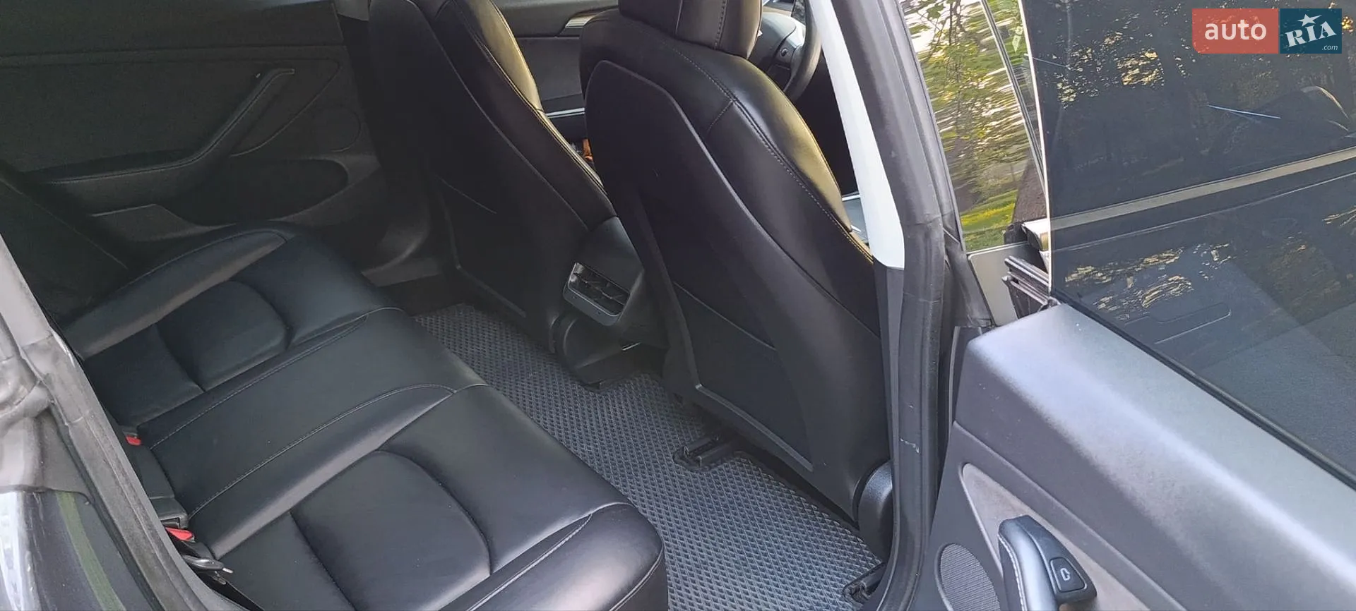 2021 Tesla Model 3 - мініатюра 19
