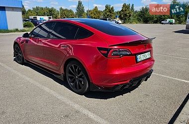 Седан Tesla Model 3 2018 в Днепре