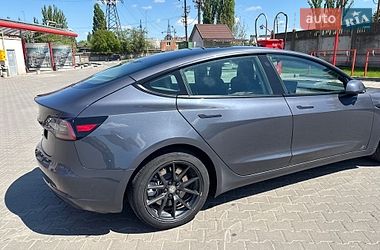 Седан Tesla Model 3 2022 в Виннице