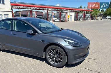 Седан Tesla Model 3 2022 в Виннице