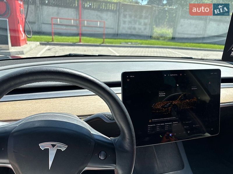 Седан Tesla Model 3 2022 в Виннице