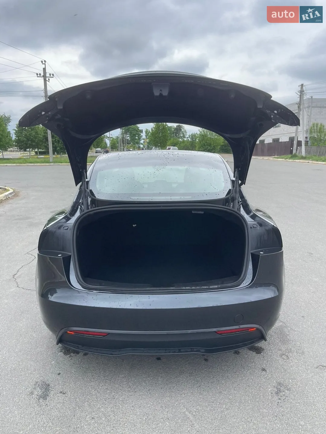 2025 Tesla Model 3 - мініатюра 13