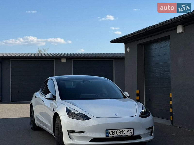 Седан Tesla Model 3 2022 в Чернигове фото 7 Седан Tesla Model 3 2022 в Чернигове