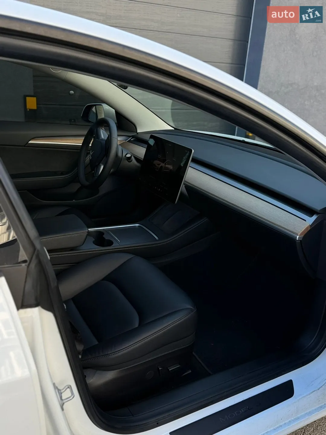 2022 Tesla Model 3 - мініатюра 15