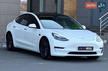 Седан Tesla Model 3 2022 в Кривому Розі