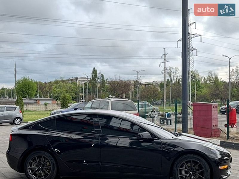 Седан Tesla Model 3 2018 в Харькове