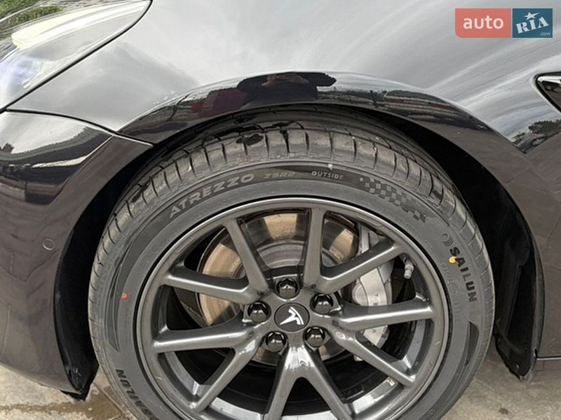 Седан Tesla Model 3 2018 в Харькове