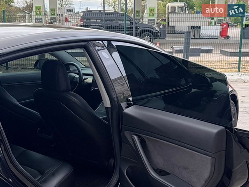 Седан Tesla Model 3 2018 в Харькове