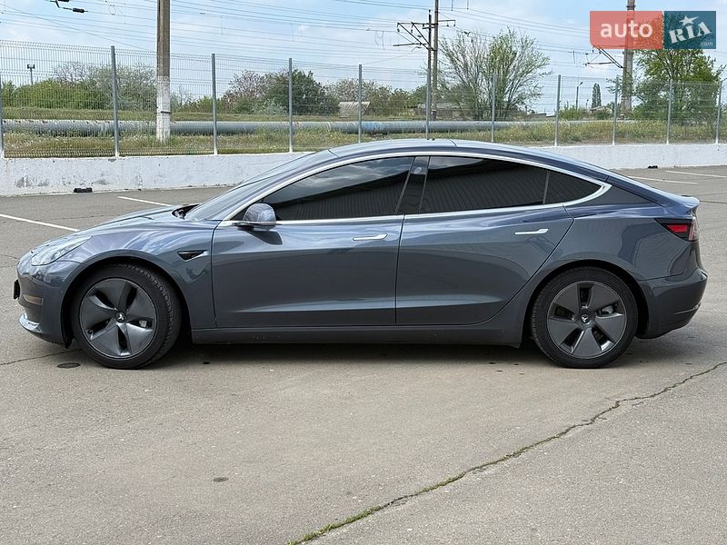 Седан Tesla Model 3 2020 в Белгороде-Днестровском