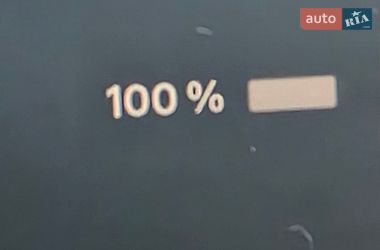 Седан Tesla Model 3 2018 в Львове