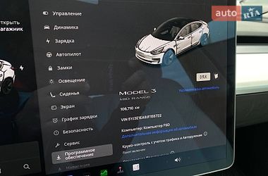 Седан Tesla Model 3 2018 в Львові