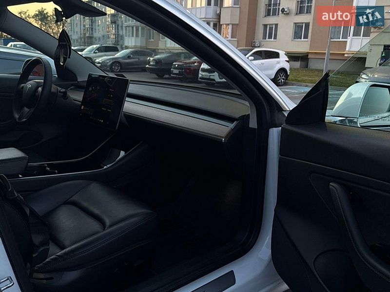 Седан Tesla Model 3 2020 в Виннице фото 57 Седан Tesla Model 3 2020 в Виннице