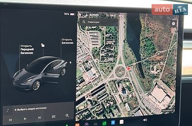 Седан Tesla Model 3 2019 в Кривому Розі