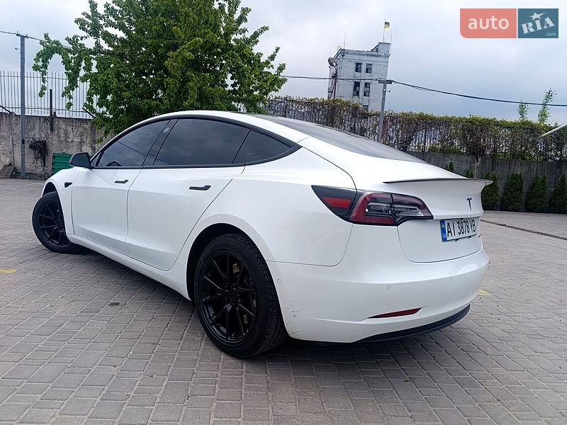 Седан Tesla Model 3 2019 в Белой Церкви