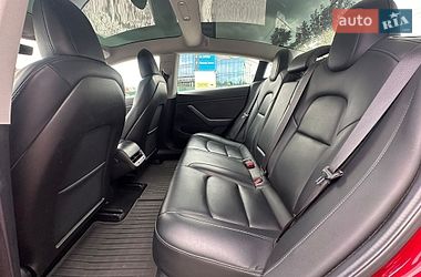 Седан Tesla Model 3 2019 в Києві