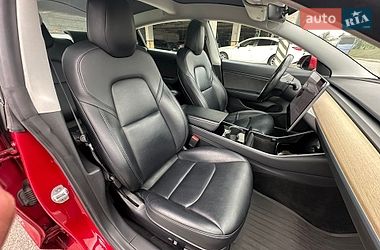 Седан Tesla Model 3 2019 в Києві