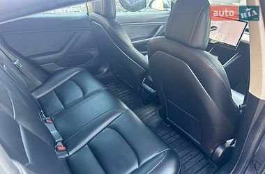 Седан Tesla Model 3 2019 в Киеве