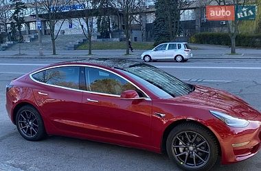 Седан Tesla Model 3 2019 в Днепре