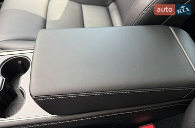 Седан Tesla Model 3 2023 в Киеве