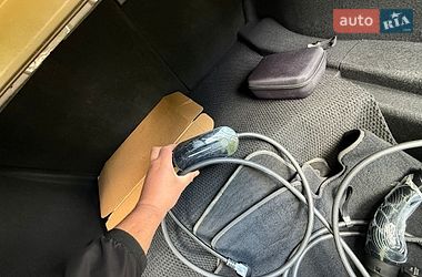 Седан Tesla Model 3 2023 в Киеве