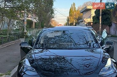 Седан Tesla Model 3 2019 в Одесі