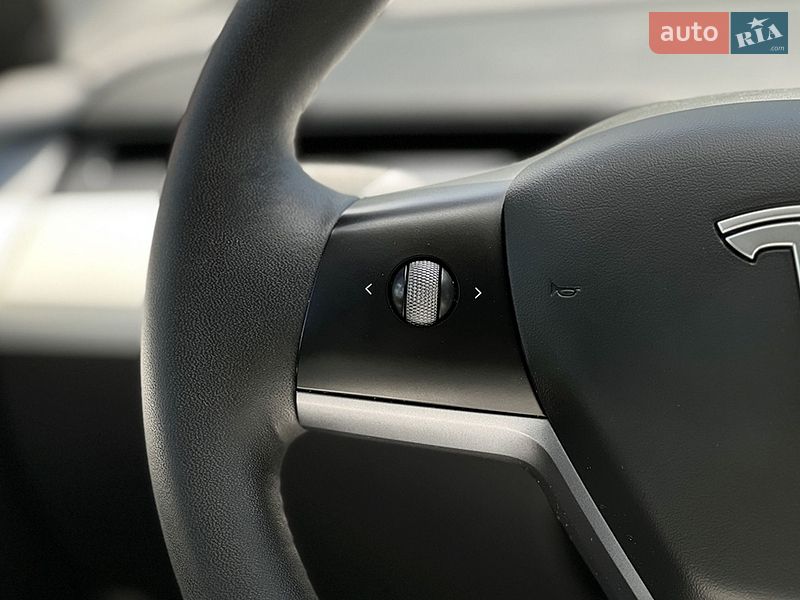 Седан Tesla Model 3 2023 в Львове фото 15 Седан Tesla Model 3 2023 в Львове