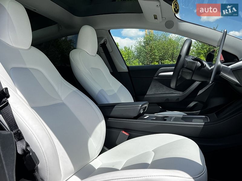 Седан Tesla Model 3 2023 в Львове фото 18 Седан Tesla Model 3 2023 в Львове