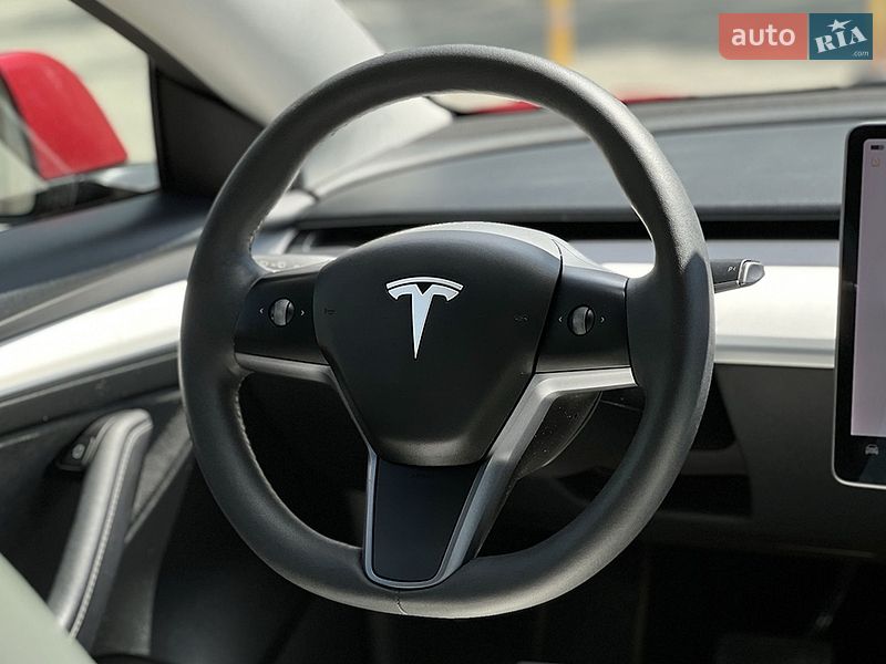Седан Tesla Model 3 2023 в Львове фото 22 Седан Tesla Model 3 2023 в Львове