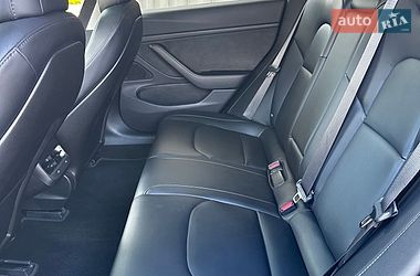 Седан Tesla Model 3 2018 в Луцке