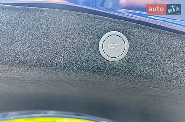Седан Tesla Model 3 2024 в Киеве