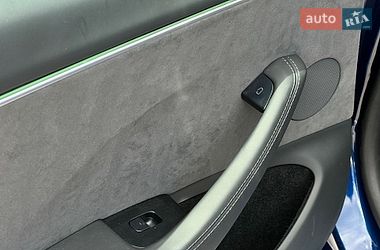 Седан Tesla Model 3 2024 в Киеве