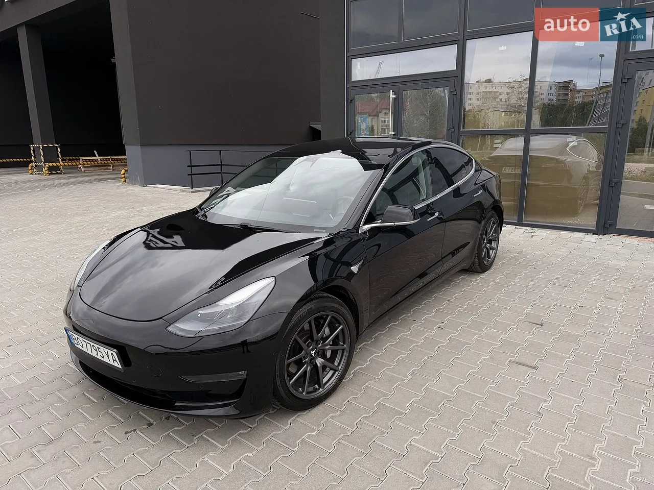 2019 Tesla Model 3 - мініатюра 29