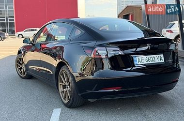 Седан Tesla Model 3 2022 в Киеве