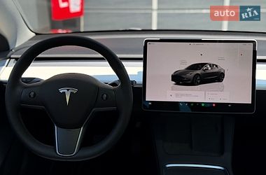 Седан Tesla Model 3 2023 в Киеве