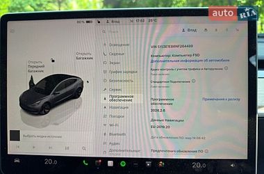 Седан Tesla Model 3 2022 в Киеве