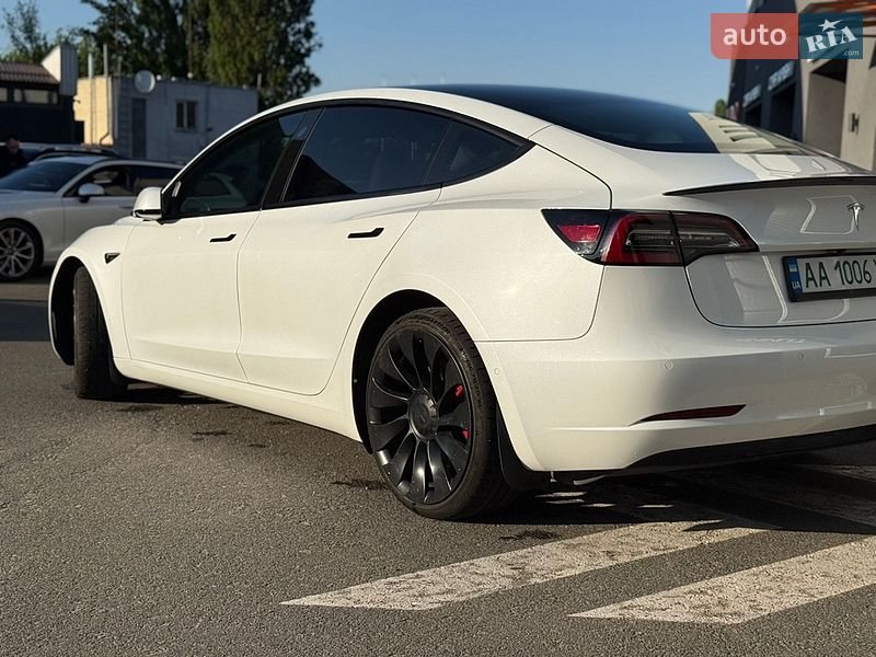 Седан Tesla Model 3 2022 в Києві фото 6 Седан Tesla Model 3 2022 в Києві