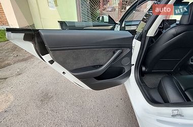 Седан Tesla Model 3 2021 в Полтаве