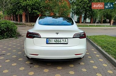 Седан Tesla Model 3 2021 в Полтаве