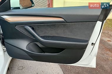 Седан Tesla Model 3 2021 в Полтаве
