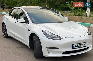 Седан Tesla Model 3 2020 в Краснограде