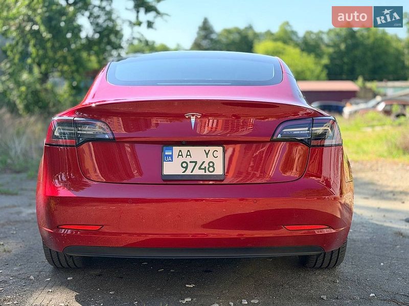 Седан Tesla Model 3 2022 в Софиевской Борщаговке