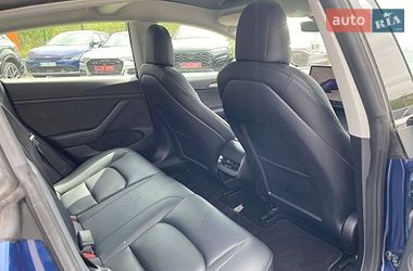 Седан Tesla Model 3 2022 в Львові