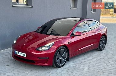 Седан Tesla Model 3 2021 в Івано-Франківську