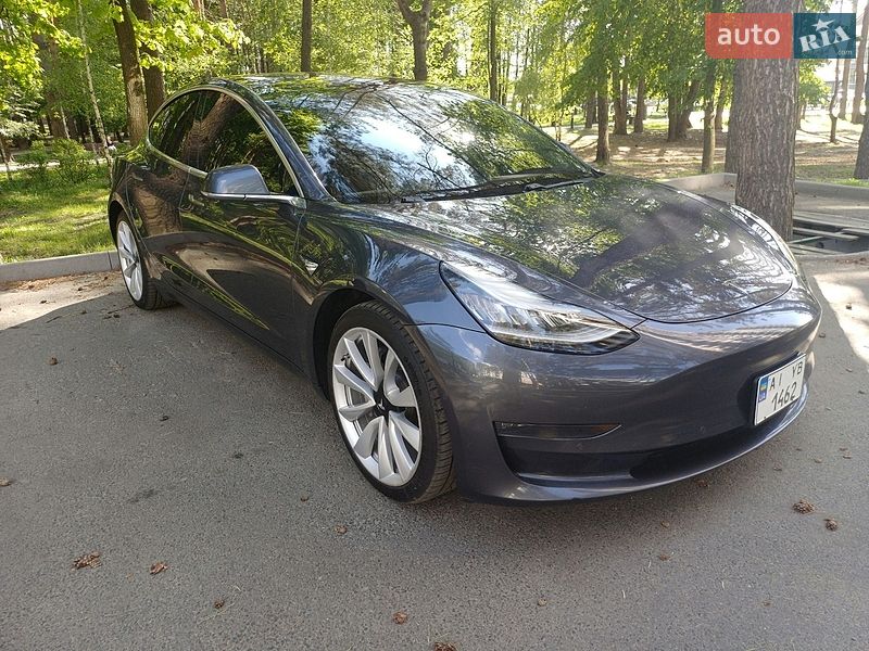 Tesla Model 3 2018
