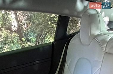 Седан Tesla Model 3 2021 в Одессе