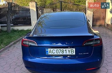 Седан Tesla Model 3 2019 в Луцке