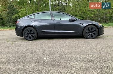 Седан Tesla Model 3 2024 в Києві