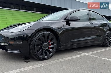 Седан Tesla Model 3 2022 в Києві