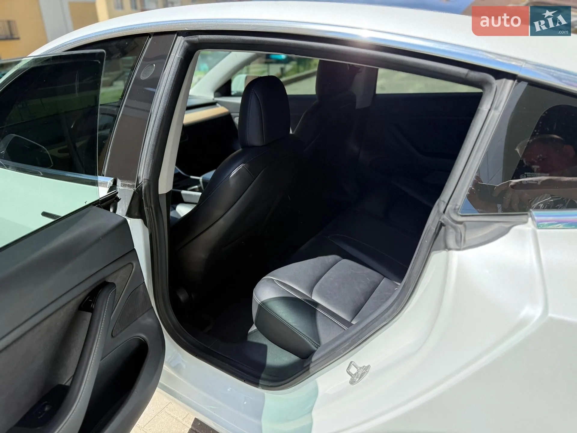 2018 Tesla Model 3 - мініатюра 10