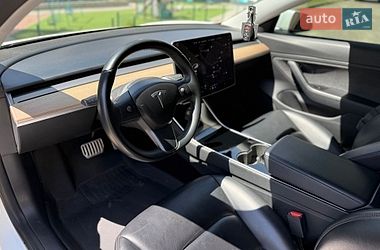 Седан Tesla Model 3 2018 в Хмельницком